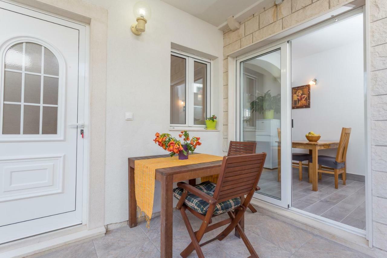Apartments Gilve Hvar Town Exterior foto
